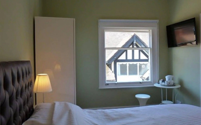 Grosvenor Place Guest House