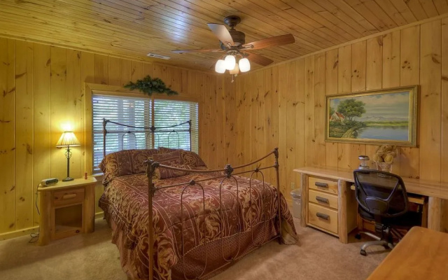 Bear Ridge Hideaway