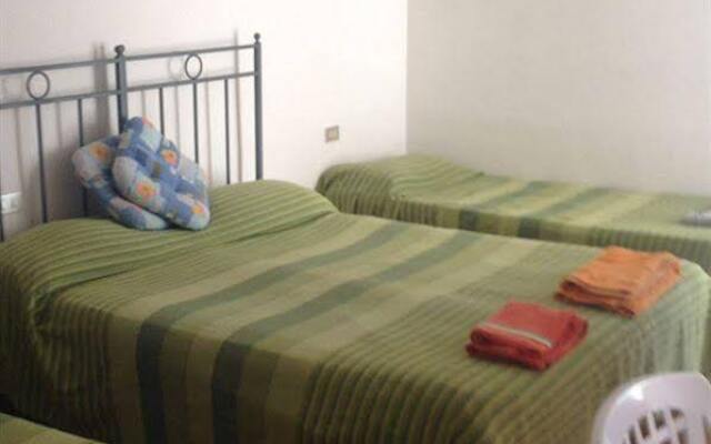 Отель Villa Aersa Bed & Breakfast Италия, Монтезильвано - отзывы, цены и фото номеров - забронировать отель Villa Aersa Bed & Breakfast онлайн комната для гостей
