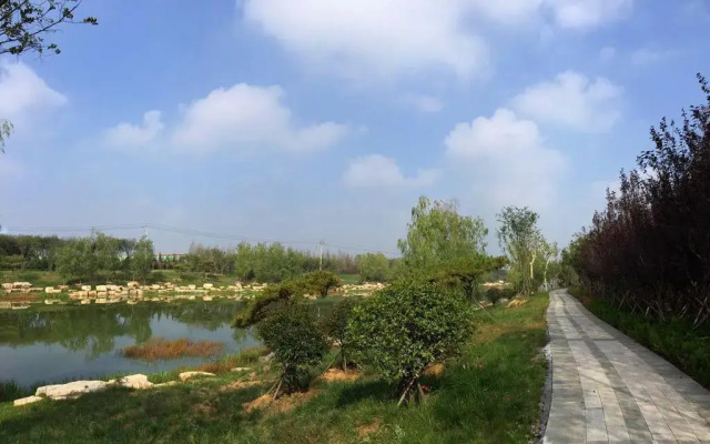 HuaTai Hostel