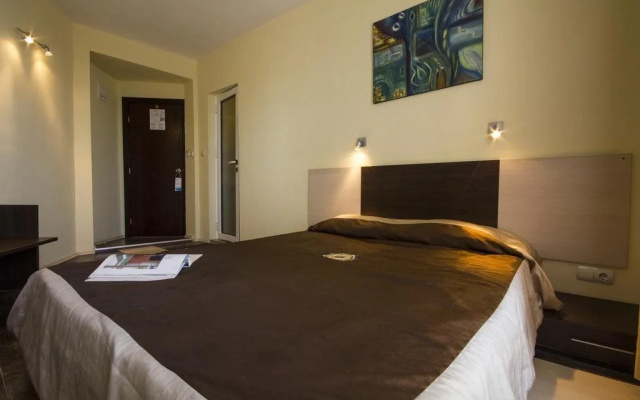 Hotel Coral