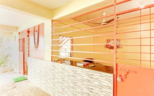 Hotel Sainidhi by OYO Rooms