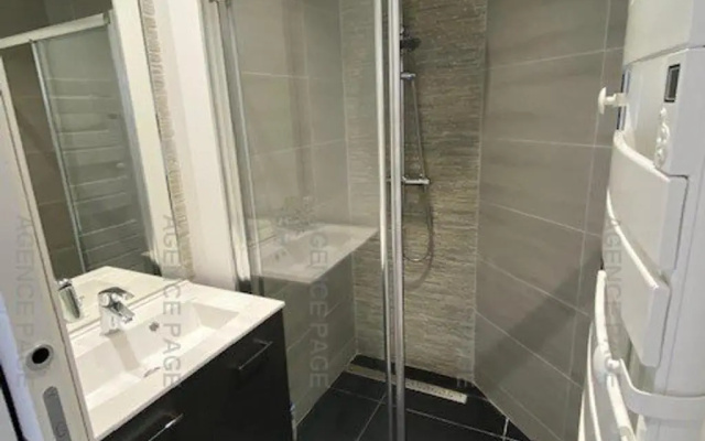 Appartement Cauterets, 2 pièces, 6 personnes - FR-1-234-230