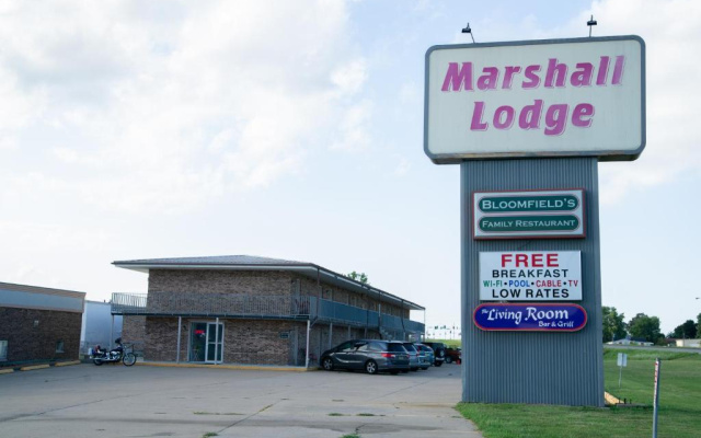 Marshall Lodge By OYO Hwy 65