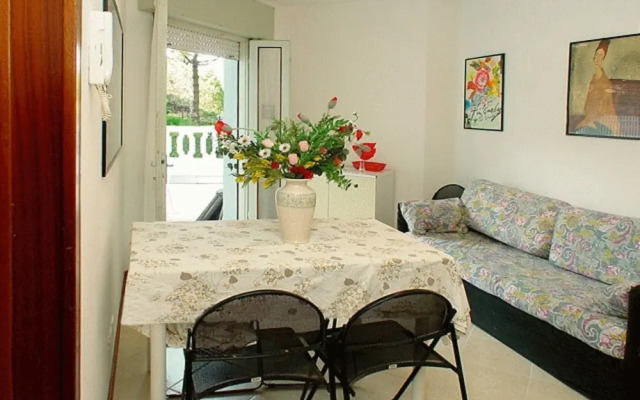Lignano Riviera Apartment With Pool Access