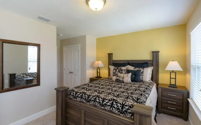 5Sts51OB72 Vacation Home Near Disney Area by RedAwning