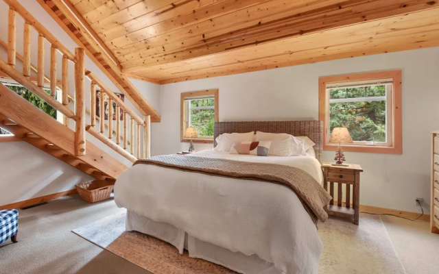 Tucked Inn Tahoma