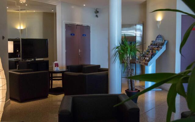 Отель Comfort Hotel Toulouse Sud Франция, Рамонвиль-Сент-Ань - отзывы, цены и фото номеров - забронировать отель Comfort Hotel Toulouse Sud онлайн интерьер отеля