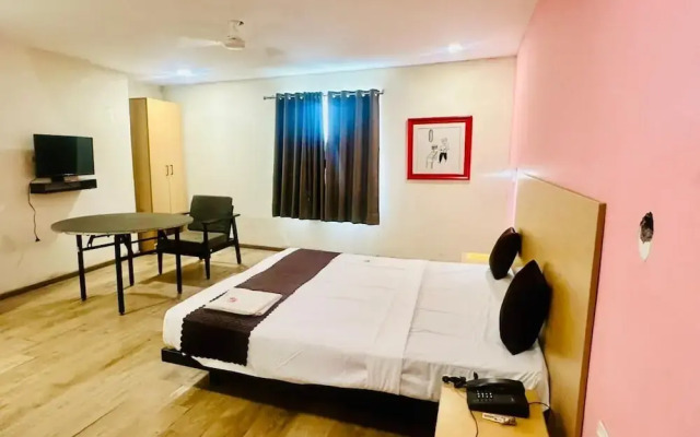 Hotel Royal Address