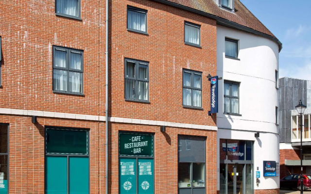 Travelodge Chichester Central