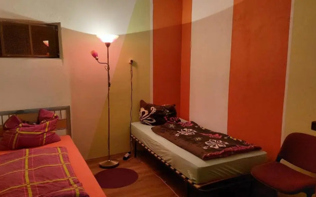 Ruhiges Keller Apartement