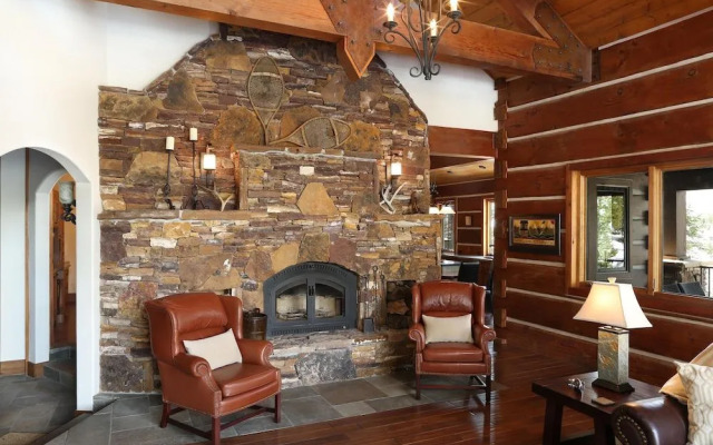 The Lodge at Stoney Ridge by RedAwning