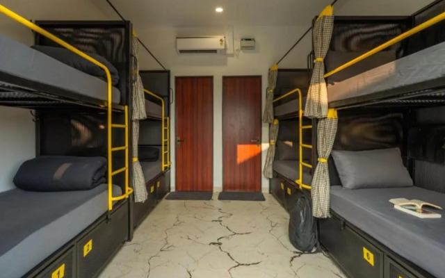 The Hosteller Goa, Mandrem
