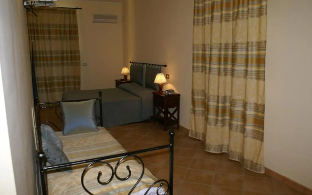 Residence Hotel La Commenda