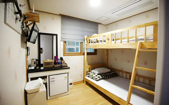 Dorcas Tourist Hostel
