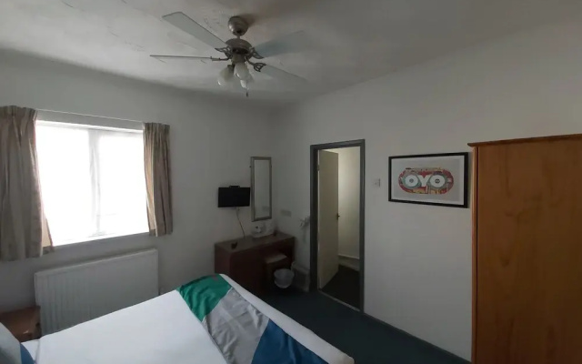 Hankinson Road by Oyo Rooms