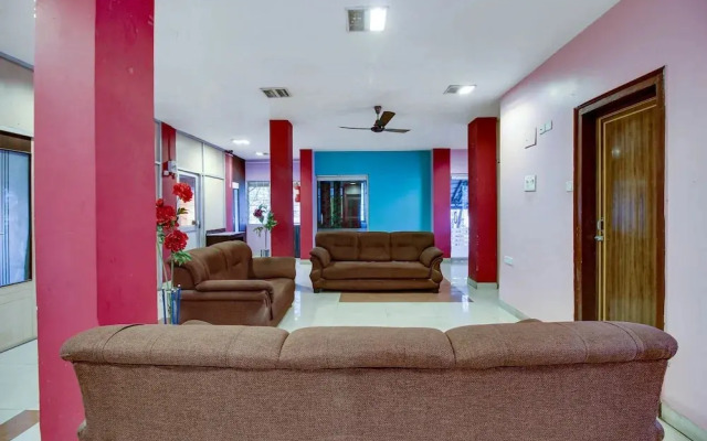 Hotel Hollywood by OYO Rooms