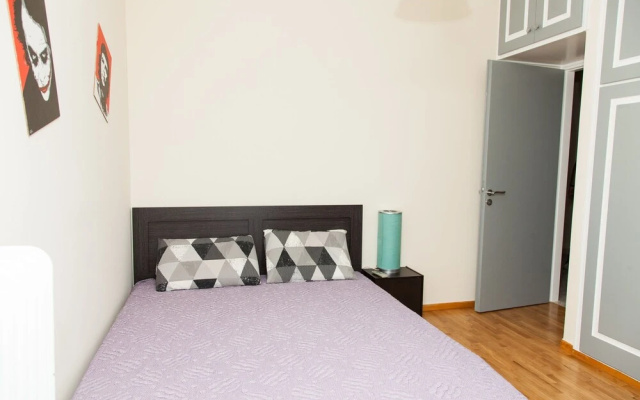 Modern apt.with sea view in Glyfada