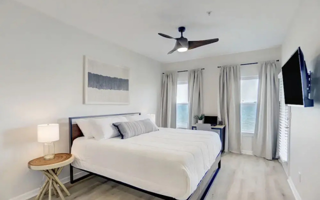 7037 Kingston Cove
