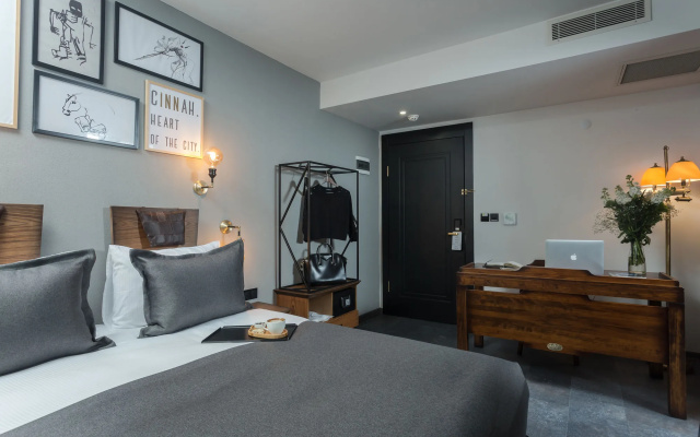 Hotel Cinnah