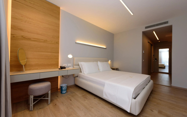 Navy Hotel