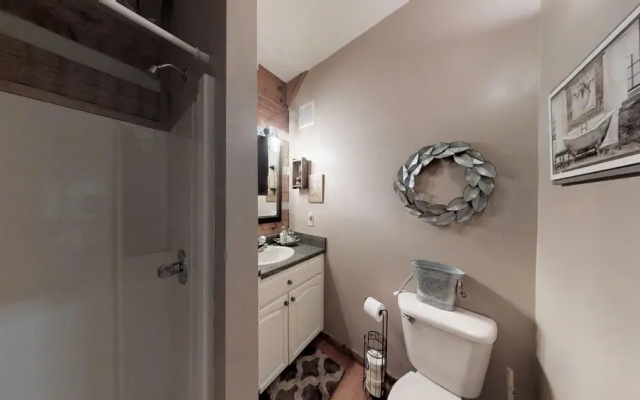 Blessed Nest 1 Bedroom Cabin by RedAwning