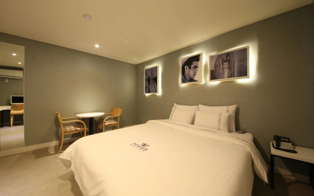 Winner Hotel