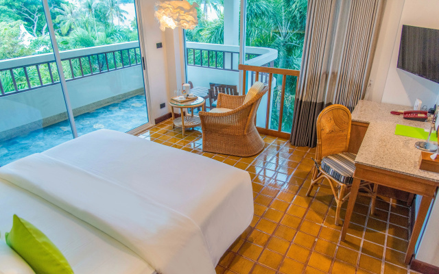 Samui Natien Beach Resort