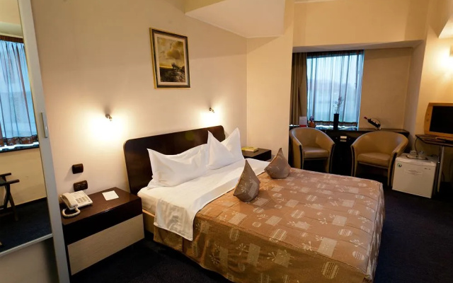 Hotel Dacia RRT