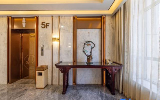 Yunyi Zizai Hotel (Kangbashi Kete)