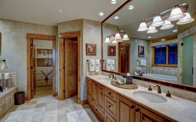Snowberry by Elevation Accommodations