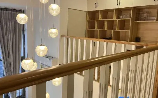 Qingyu Feng Smart Hotel