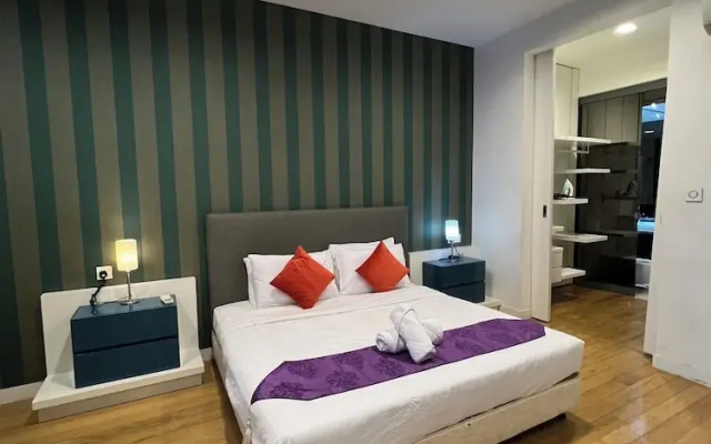 Platinum Suites KLCC by Sleepy Owl