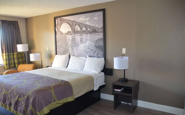 Super 8 Fredericksburg