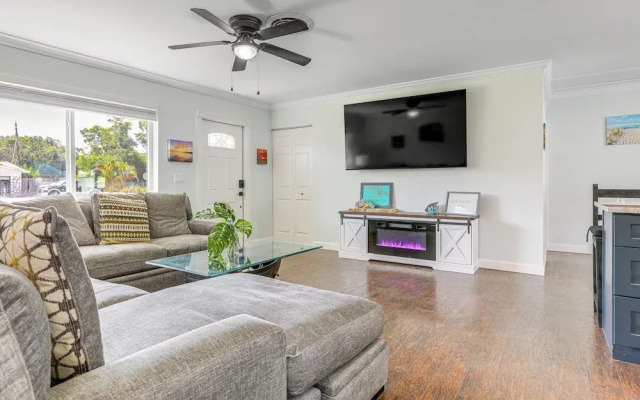 Swim, Game & Bbq: Family Retreat in Stuart