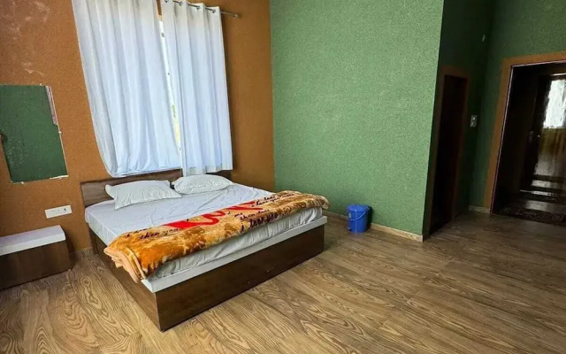 Hotel Raghukul