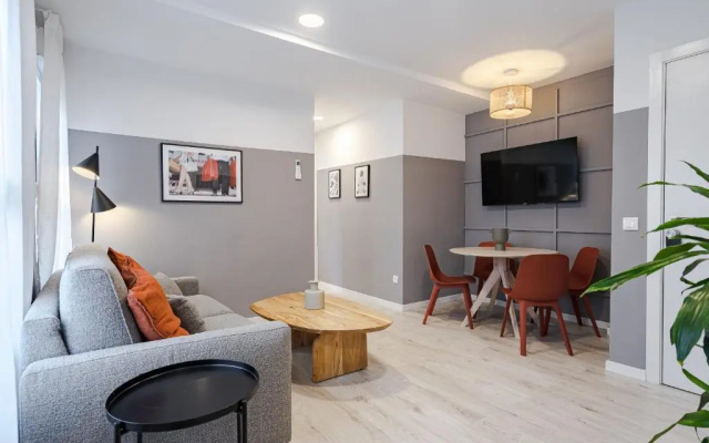 Mad Apartments by Olala Homes