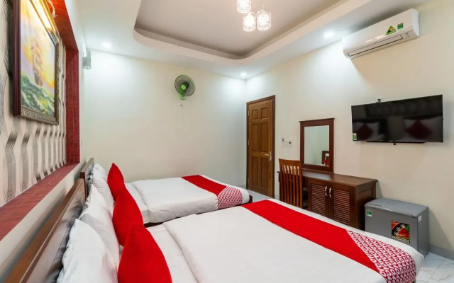 Oyo 396 Merry Palace Hotel