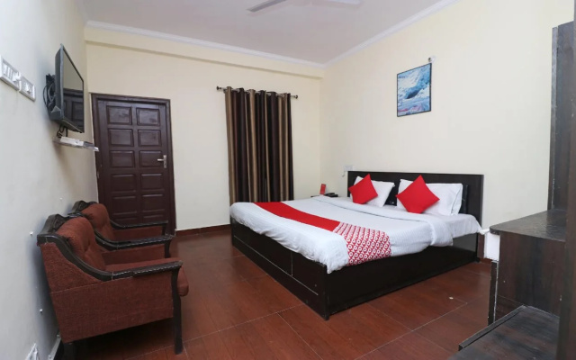 Hotel Rajdhani Palace By OYO Rooms