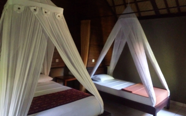 Suka Sari Cottages