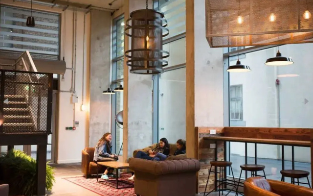 Student Luxury Studio Aldgate Residence