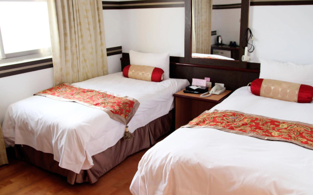 Seng-Kuo Hotel