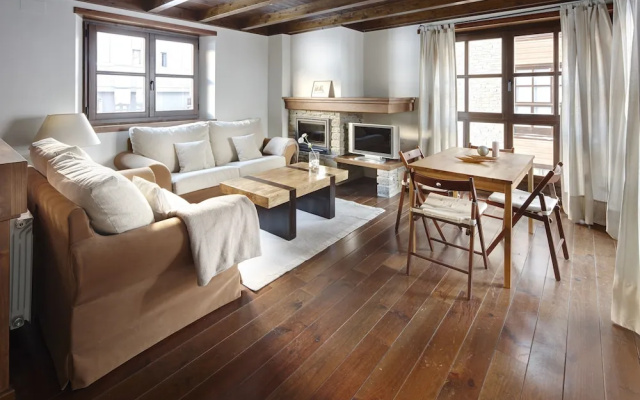 Val de Ruda 12 by Feel Free Rentals