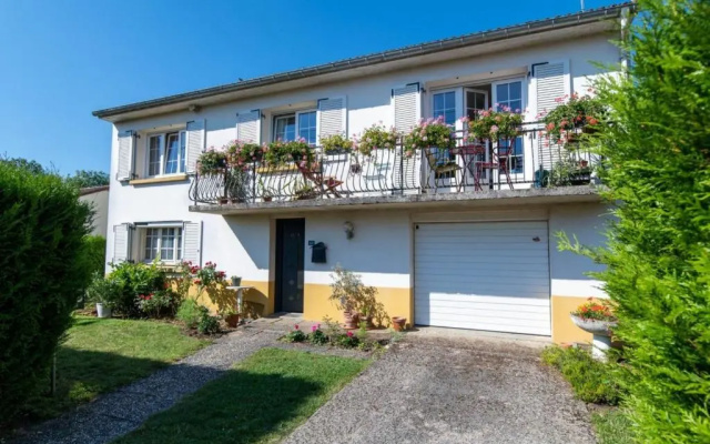 Maison Étain, 4 pièces, 6 personnes - FR-1-585-57