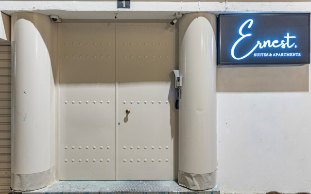 Ernest Suites Psiri