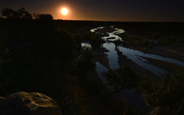 Mtomeni Safari Camp