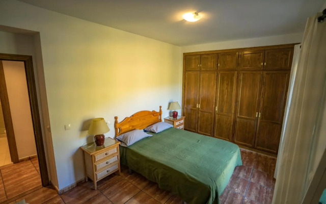 Calle Cruz