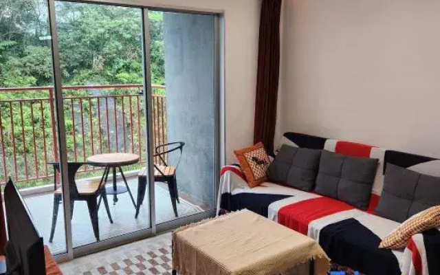 Cameron Highland 623 • British Style • 10pax