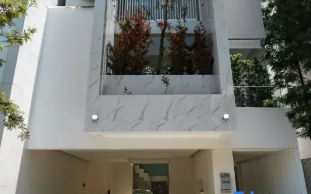 Luxury Villa Residence Laguna