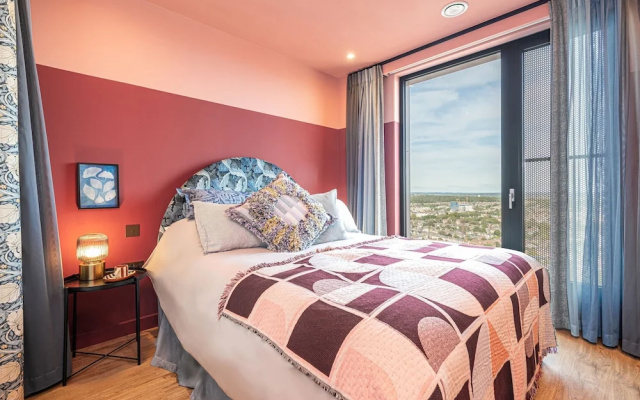 The Eades Laura Perryman 1 Bed